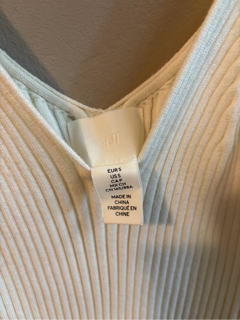 H&M Ribbed V-Neck Crop Tank - Cream - Picture 3 of 3